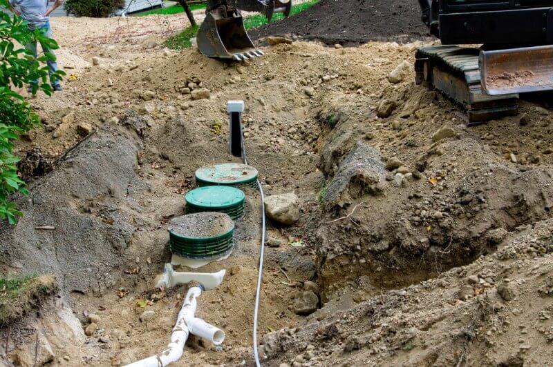 instalatie de sistem septic casnic cu fosa septica orizontala